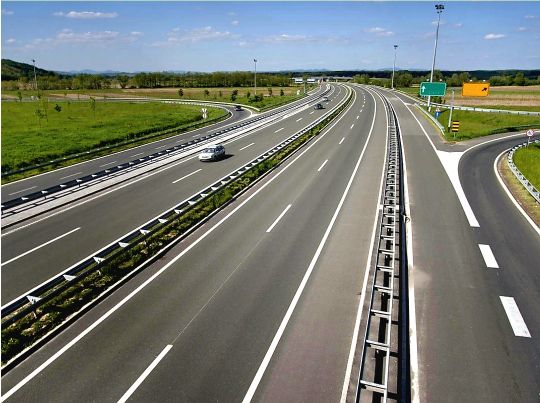 Автомобільні дороги України