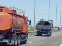 В Криму до супроводження бензовозів окупанти замлучили мобільні вогневі групи, фото скриншот відео