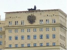 «Панцир» на даху будинку в центрі Москви. Фото BBC