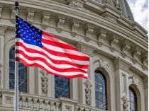 Вывести американские войска: Сенат США ограничил военные полномочия Трампа в конфликте с Ираном