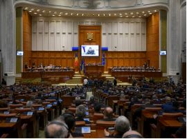 Парламент Румунії