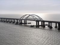 На Керченському мосту великі затори