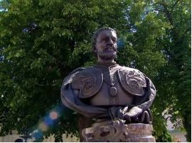 На території Києво-Печерської Лаври поставили погруддя гетьмана Івана Мазепи