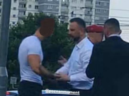 У Польщі мотоцикліст упав біля кортежу міністра оборони