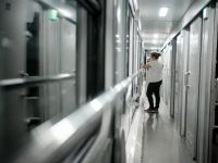 Через спеку в вагонах дуже спекотно