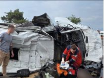 У ДТП на Миколаївщині загинули 9 людей, фото поліції