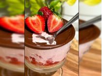 десерт с маскарпоне и клубникой