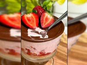 десерт с маскарпоне и клубникой