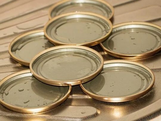 Белые или желтые: какие металлические крышки лучше выбрать для консервирования