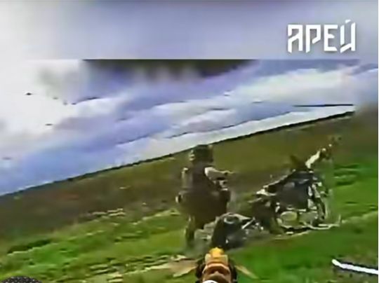 Скрин видео работы полка «Арей»