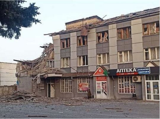 Окупована Кремінна на Луганщині, фото з відкритих джерел