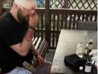 В Затоці відпочивальник побив військового, фото соцмережі