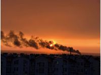 В Туапсе атакован НПЗ и порт, фото соцсети