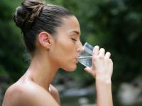 Скільки потрібно пити води