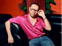 Забудьте про старі моделі: Андре Тан показав найактуальніші сумки літа