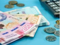 Українцям виплачуватимуть понад 5 000 грн: хто може отримати допомогу у липні