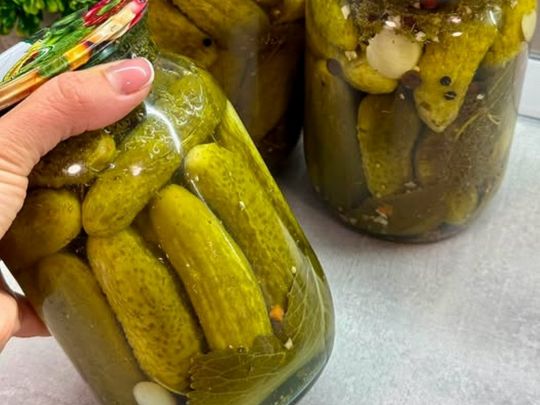 Консервовані огірки. Фото гурту «Смачно та корисно» у Facebook