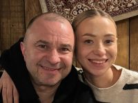 Дружина українського співака Віктора Павліка вирушила у масштабну морську подорож разом із п’ятирічним сином Михасиком