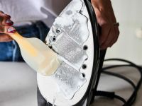 Як почистити підошву праски від нагару: ефективні методи, які варто знати