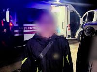 П'яний підліток збив автомобілем пішоходів на зупинці під Києвом (фото)