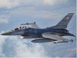 Літак F-16