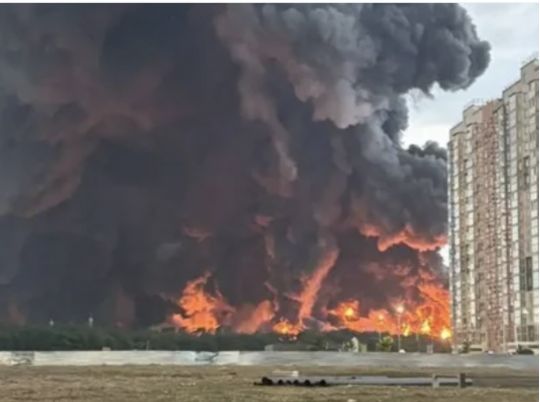 Пожежа на складах у Краснодарі, фото соцмережі