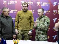 Россия подтягивает резервы на фронт – Фото: Александр Сырский