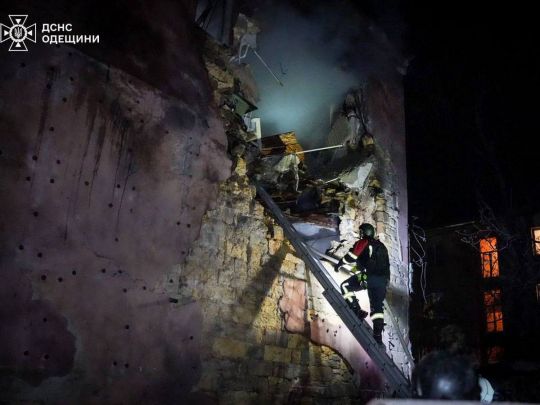 В Одесі зруйновано кілька житлових будинків. Фото ДСНС