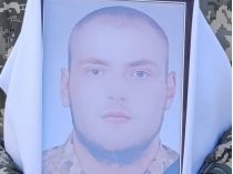 молодший сержант Андрій Новроцький