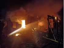 Россияне обстреляли 25 апреля Черниговщину и Киевщину - Фото: ГСЧС Черниговщины