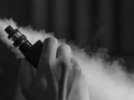 В&nbsp;Раде хотят сделать электронные сигареты и&nbsp;кальяны недоступными для подростков до&nbsp;17 лет