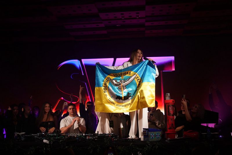 “Мої пісні стали обережнішими за змістом, - пояснює Наталія Валевська. - На концертах уникаю надто драматичних композицій — багато людей із ПТСР”
