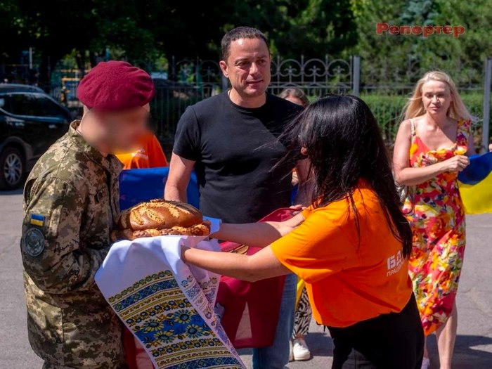 Кам’янська громада привітала з поверненням свого Героя
