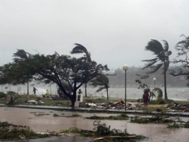 Последствия смертоносного урагана «Пэм» в Тихом океане
