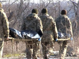 Оккупантам передали тела двух российских наемников, закопанных в общей могиле