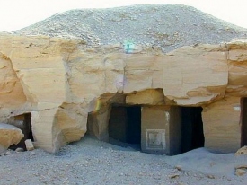 В Египте найден некрополь с 40 саркофагами и драгоценностями