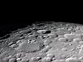 NASA приглашает на виртуальную прогулку по Луне