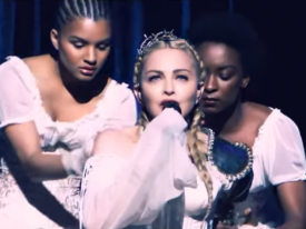 Мадонна поделилась с поклонниками уникальным видео своего выступления 