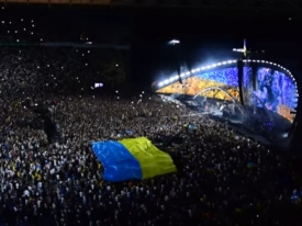 «Завидуем белой завистью»: сеть в восторге от исполнения гимна на концерте «Океан Эльзы» в Киеве  