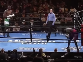 В США боксер-тяжеловес удрал с ринга на первой секунде боя 