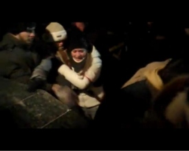 В Минске во время акции протестов спецназ жестоко избил девушек